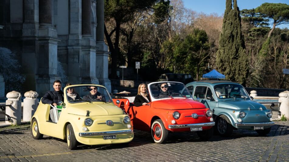 Oldtimer, Fiat500, Vespa mit Sidecar Bild 